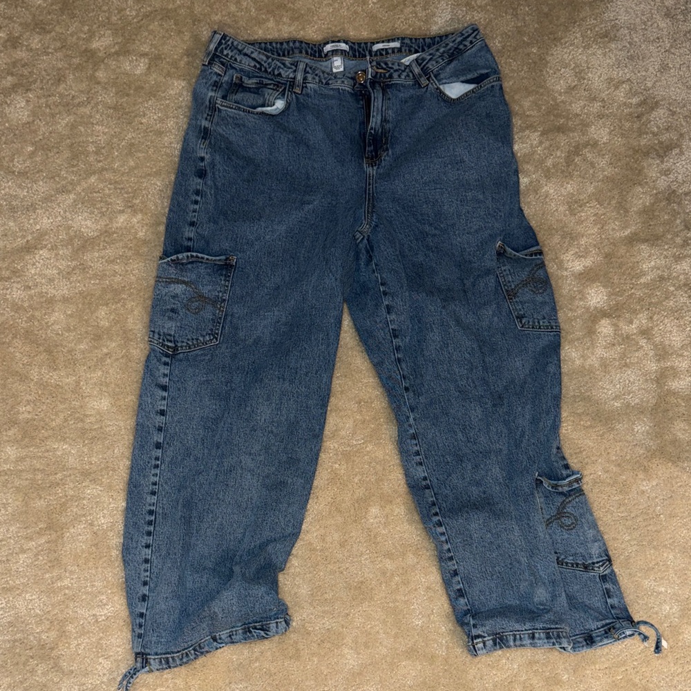 Classic Blue Cargo Relaxed Fit Women’s Jeans